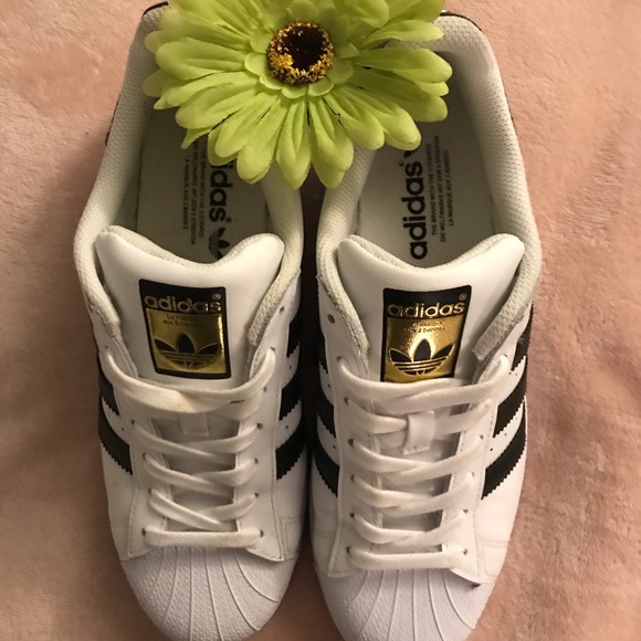 Adidas Superatar running shoe - Picture 1 of 3